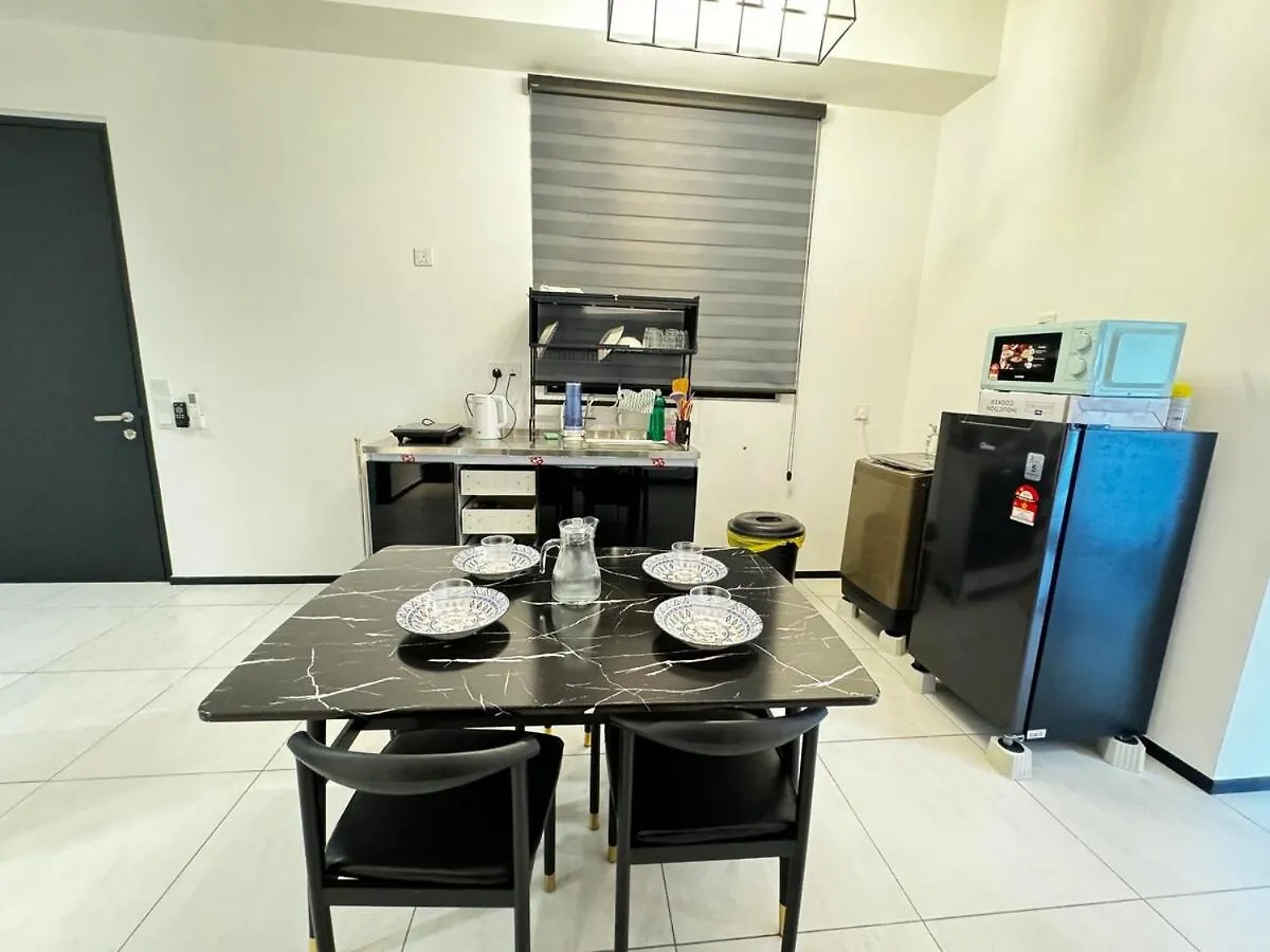 Galaxy 3Br Apartment Comfort Family Stay City View 10Pax George Town