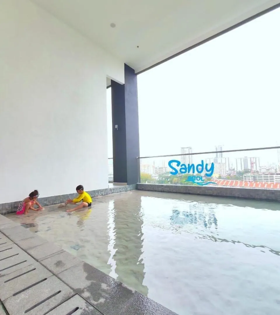 Galaxy 3Br Apartment Comfort Family Stay City View 10Pax George Town Malaysia