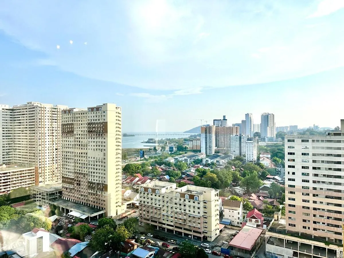 Galaxy 3Br Apartment Comfort Family Stay City View 10Pax George Town