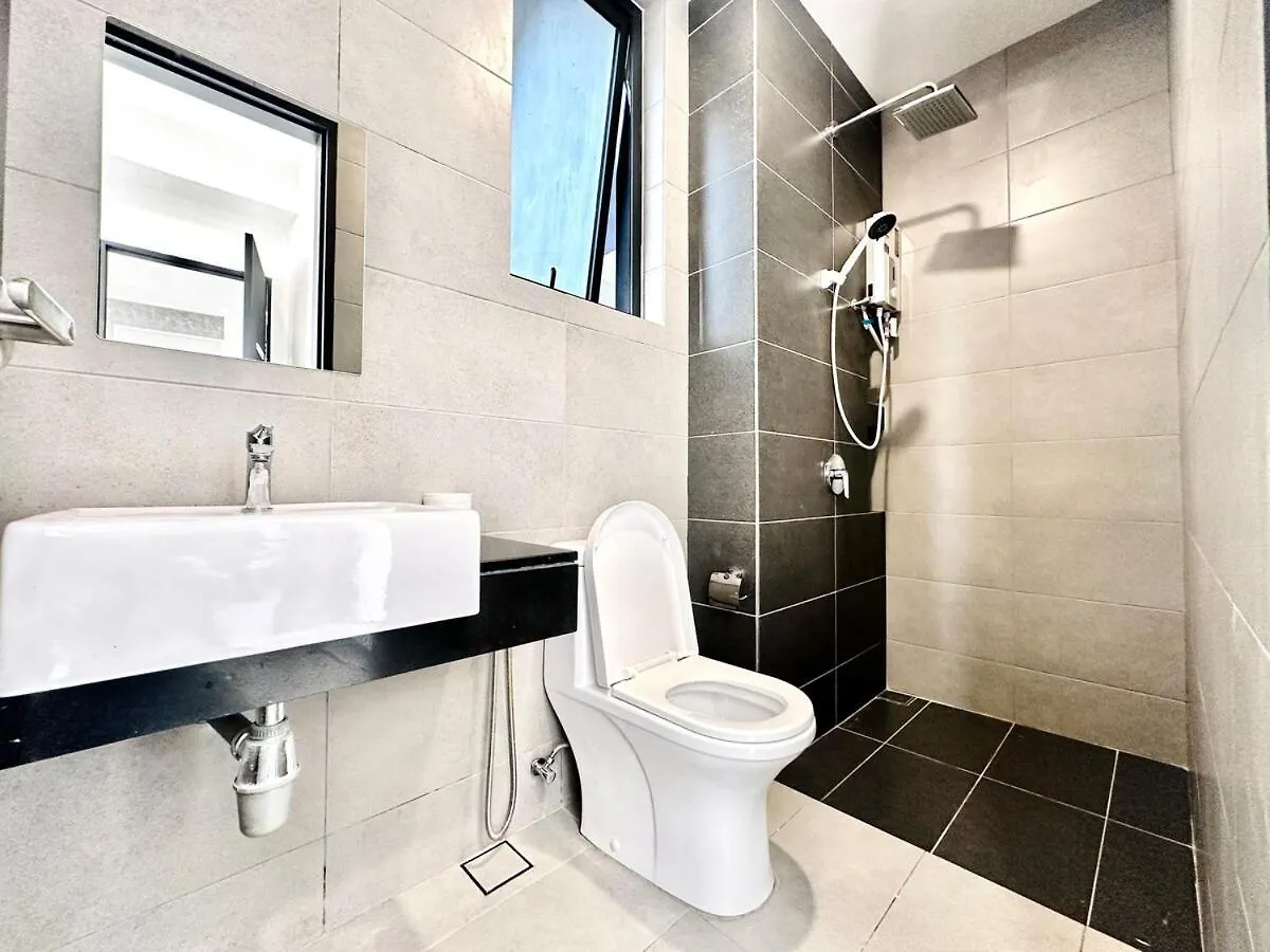 Galaxy 3Br Apartment Comfort Family Stay City View 10Pax George Town