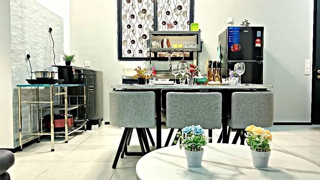 Galaxy 3Br Apartment Comfort Family Stay City View 10Pax George Town
