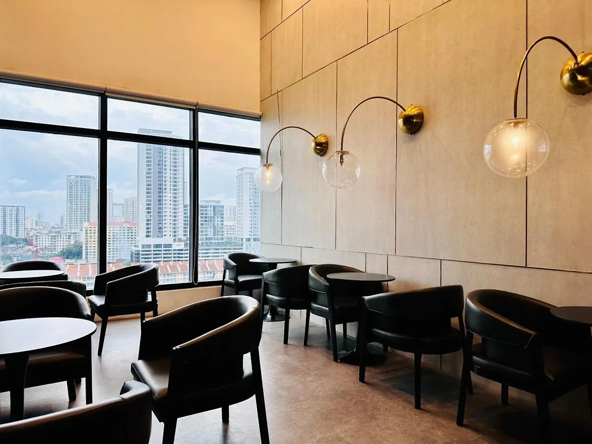 Galaxy 3Br Apartment Comfort Family Stay City View 10Pax George Town