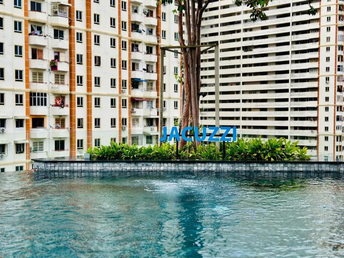 Galaxy 3Br Apartment Comfort Family Stay City View 10Pax George Town 0*,