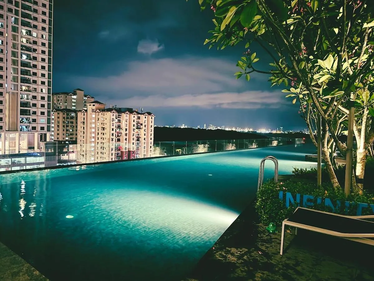 Galaxy 3Br Apartment Comfort Family Stay City View 10Pax George Town