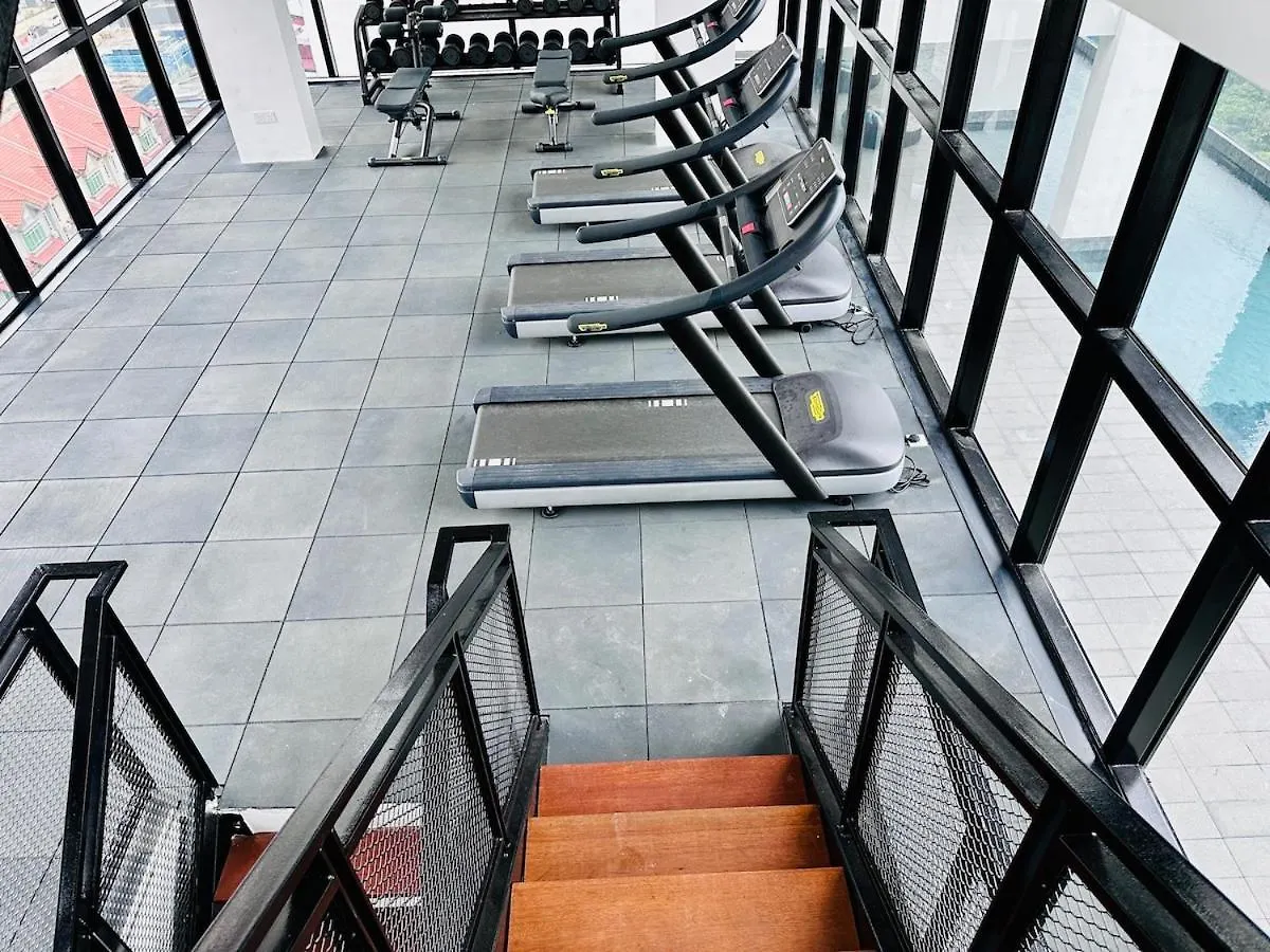 Galaxy 3Br Apartment Comfort Family Stay City View 10Pax George Town